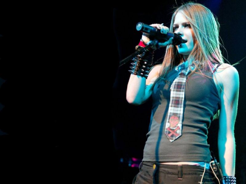 avril1171280x960