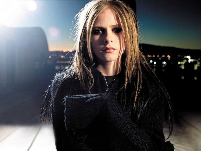 avril211600x1200