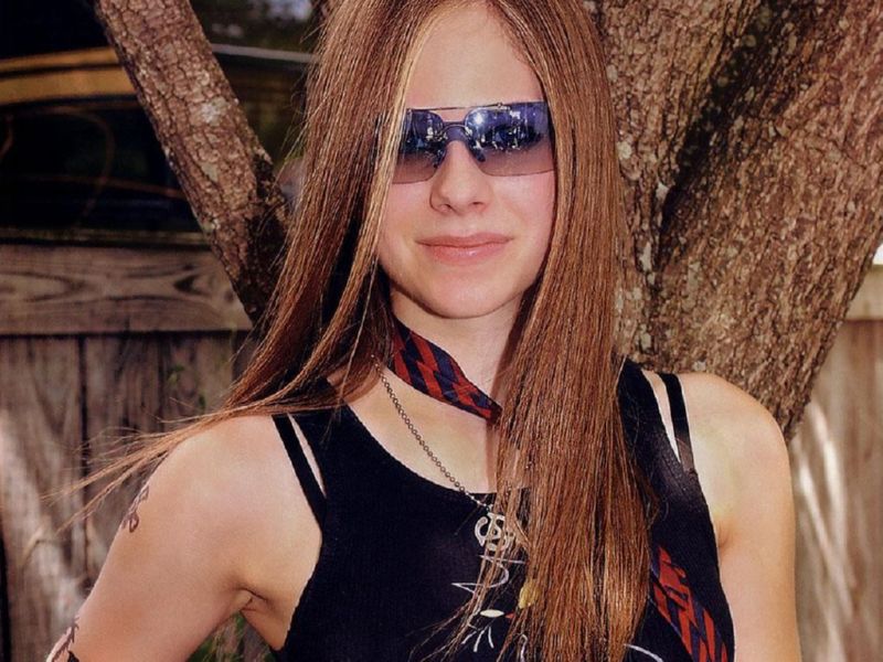 avril321024x768