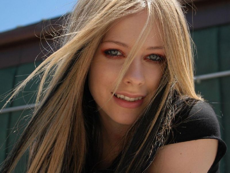 avril341024x768
