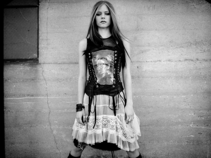 avril551600x1200