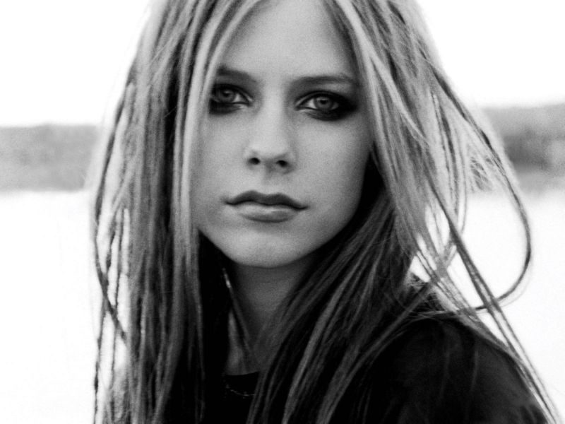avril641600x1200