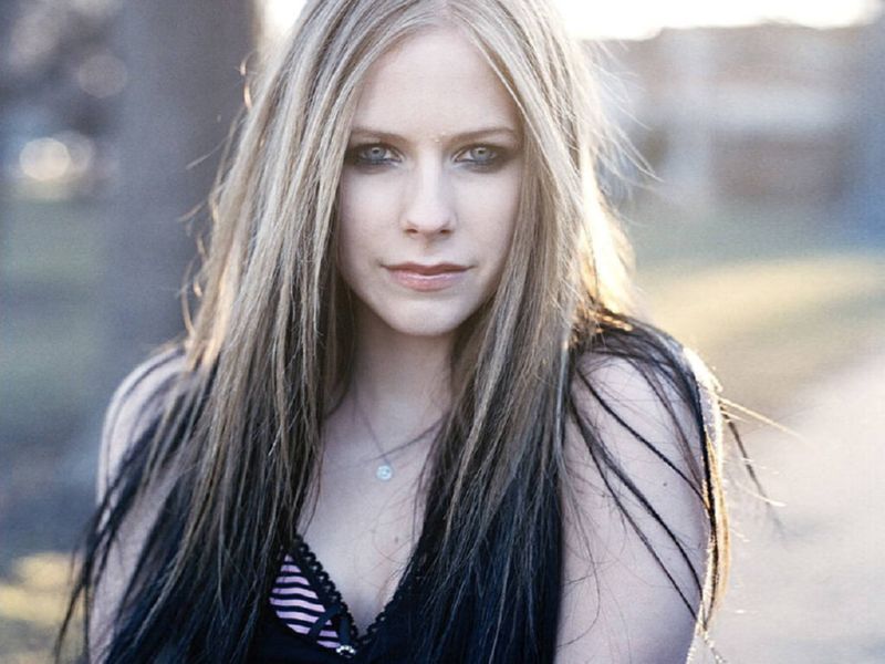 avril871024x768